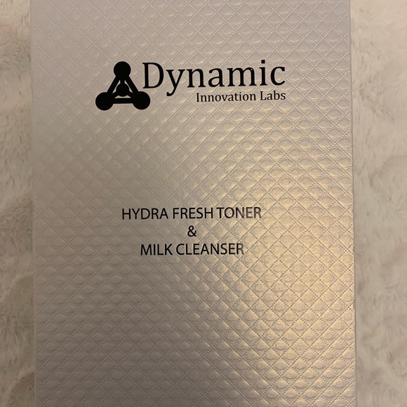 Dynamic Innovation Toner and Essence Cleanser Kit - Picture 3 of 3